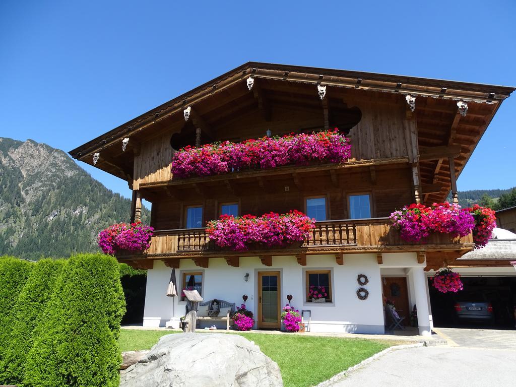 Anna'S Appartement Alpbach Eksteriør billede