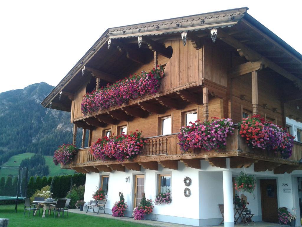 Anna'S Appartement Alpbach Eksteriør billede